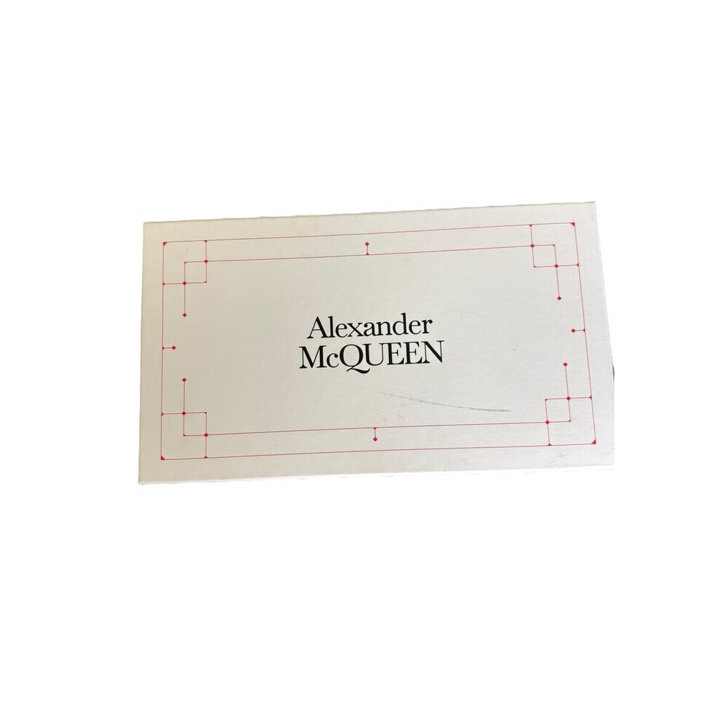Alexander McQueen NIB Engraved Logo Sandals in Black Size 39.5 - Picture 13 of 13